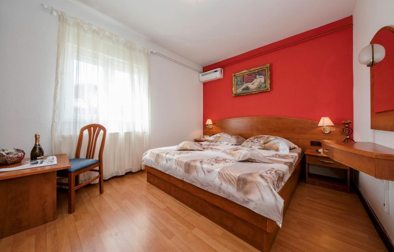 Apartment Dominik 2874 Palit 외부 사진